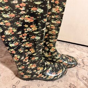 143 Girl Floral Black Rain Boots with Orange and Cream Flowers